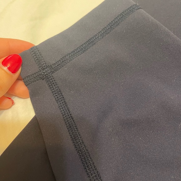 Lululemon wunder under luxtreme 25” 7/8 tight legging - Picture 5 of 10